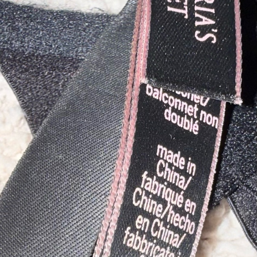 Victoria's Secret Very Sexy Unlined Strappy Demi Cage Bra - Picture 5 of 5